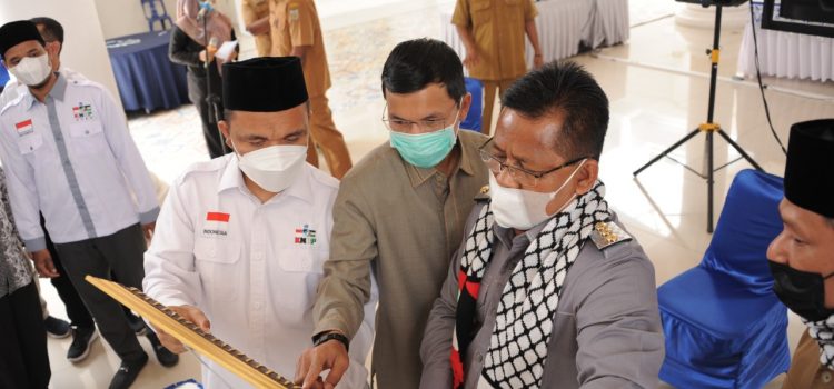 KNRP Terima Rp400 Juta Donasi dari Pemko Banda Aceh untuk Palestina