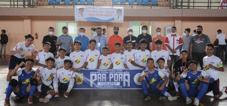 [FOTO]: Ketua DPRK Semangati Tim Futsal Kota Banda Aceh