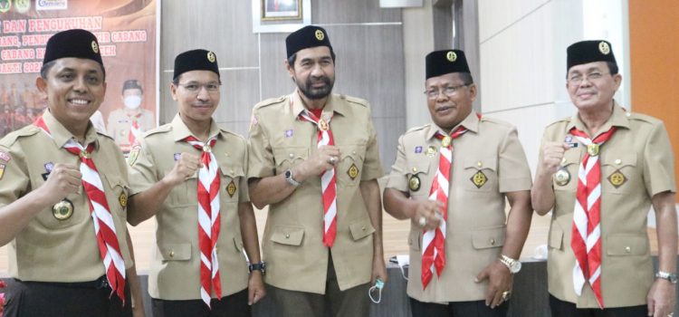 [FOTO]: Ketua DPRK Hadiri Pelantikan dan Pengukuhan MPP dan LPK Pramuka Kwartir Cabang Kota Banda Aceh