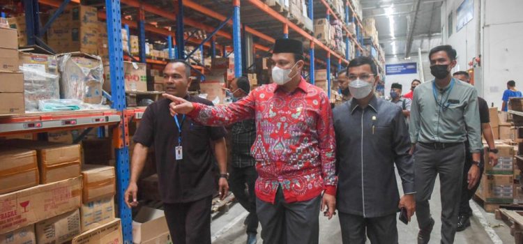 [FOTO]: Dewan Sidak Kelangkaan Minyak Goreng di Banda Aceh