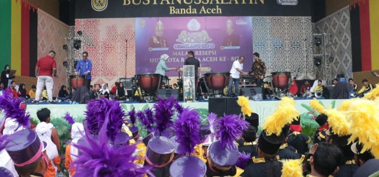 [FOTO]: Wakil Ketua DPRK Hadiri Pembukaan Drumband Competition HUT Ke-817 Banda Aceh