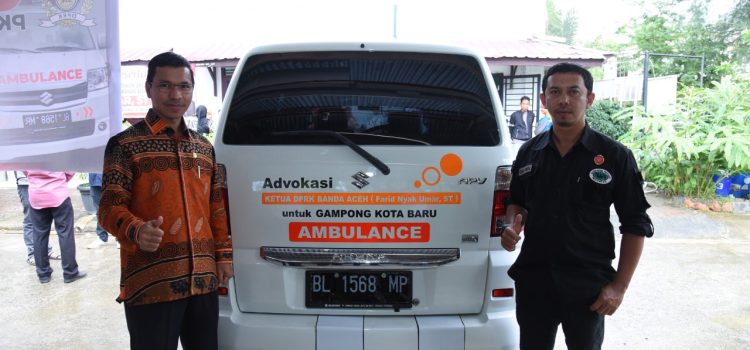 Ketua DPRK Banda Aceh Serahkan Satu Unit Ambulans untuk Warga Kota baru