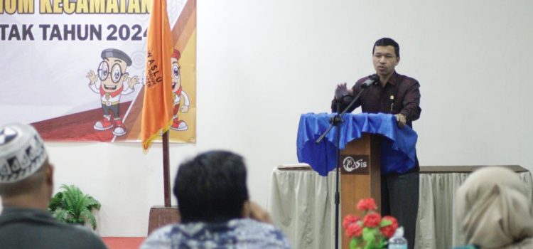 Ketua DPRK Banda Aceh Tekankan Pentingnya Peran Panwascam dalam Pesta Demokrasi