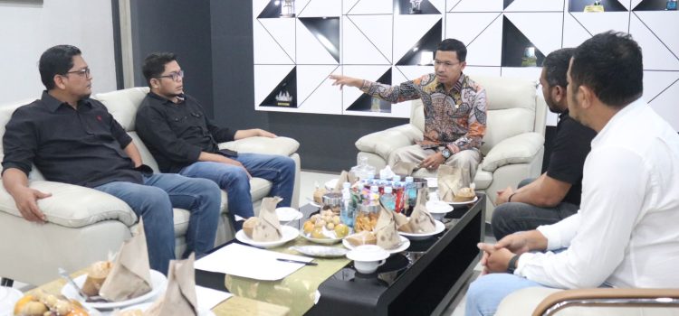 Ketua DPRK Diskusikan Wajah Baru Kota Banda Aceh dengan Ikatan Alumni Arsitek USK 