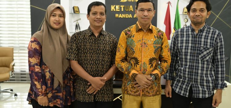 Ketua DPRK Diskusi Potensi Kreatif Anak Muda bersama Aceh Bergerak