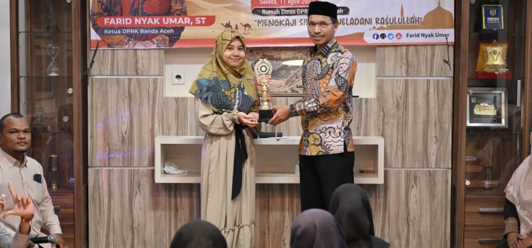 Lia Fadilah dari TPA Hidayatul Ulum Juara Ranking Satu Lomba Sirah Nabawiyah