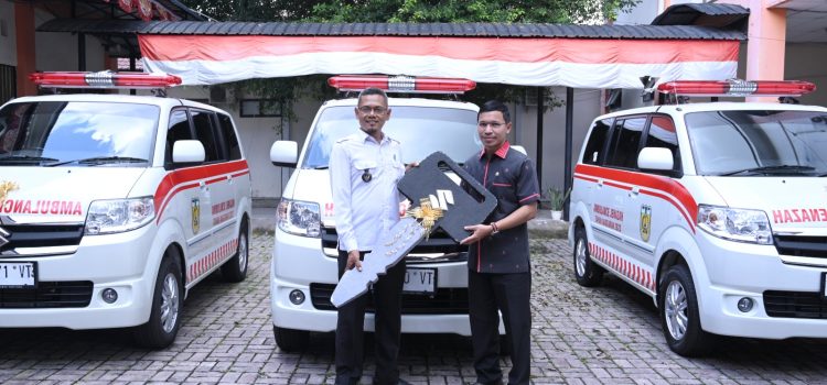 Ketua DPRK Banda Aceh Realisasikan Ambulans untuk Tiga Gampong