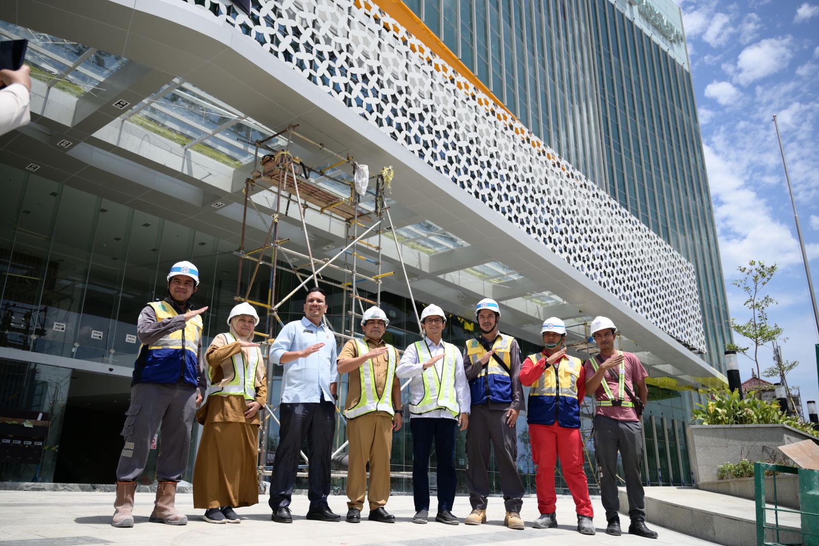 Komisi III Tinjau Pembangunan Landmark BSI Aceh, Siap Diluncurkan Awal Maret