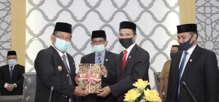 DPRK Gelar Rapat Paripurna Penyampaian dan Penyerahan LKPJ Wali Kota 2019