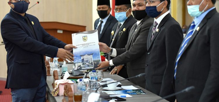 DPRK Gelar Paripurna Penyampaian Usul Saran Raqan Pertanggungjawaban APBK 2019 DPRK Gelar Paripurna Penyampaian Usul Saran Raqan Pertanggungjawaban APBK 2019