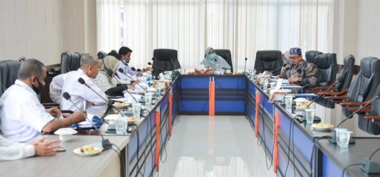 [FOTO]: Komisi IV Gelar Rapat Kerja dengan Mitra