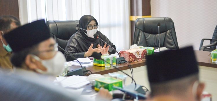 Komisi IV Mulai Bahas Raqan Wisata Halal Kota Banda Aceh Komisi IV Mulai Bahas Raqan Wisata Halal Kota Banda Aceh