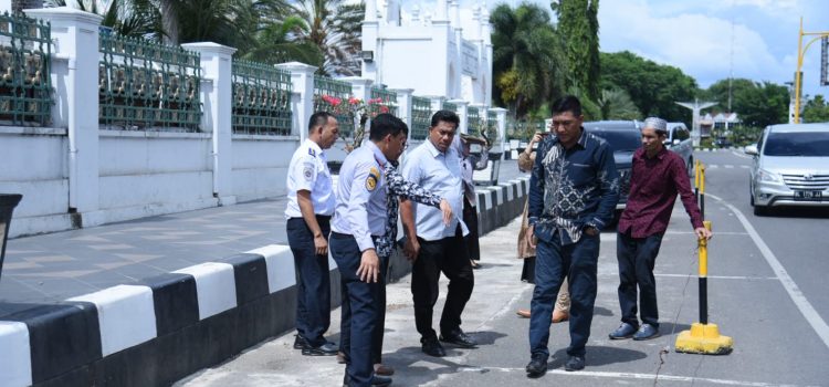 Komisi III DPRK Banda Aceh Minta Dishub Tingkatkan Ketertiban Parkir Komisi III DPRK Banda Aceh Minta Dishub Tingkatkan Ketertiban Parkir