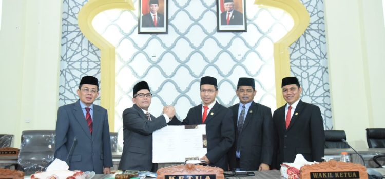 DPRK Banda Aceh Sahkan APBK-P Tahun 2022