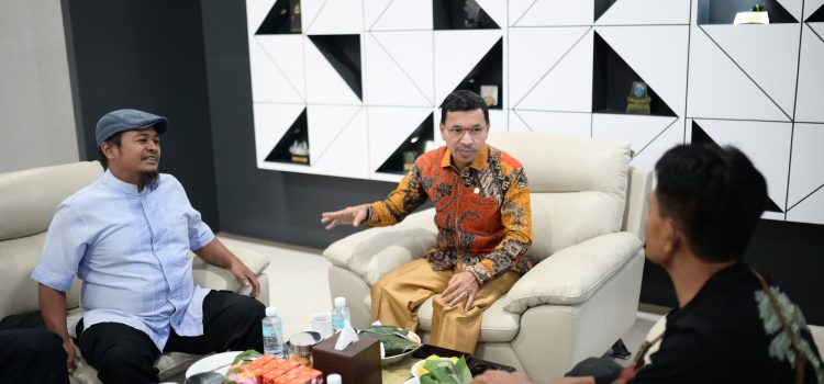 Ketua DPRK Banda Aceh Terima Kunjungan Pegiat Bonsai PPBI