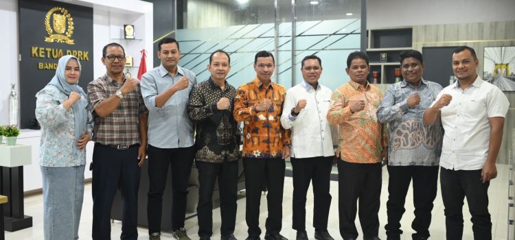 Ketua DPRK Minta Panwaslih Optimalkan Pengawasan dalam Pilkada Banda Aceh
