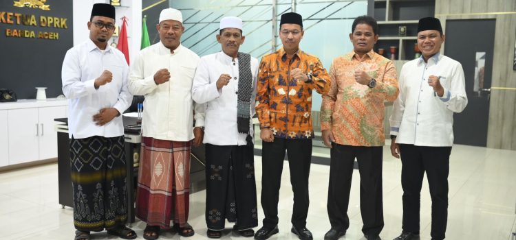 Pimpinan Dewan Terima Silaturahmi MPU Kota Banda Aceh