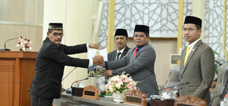 Banggar Sampaikan Penjelasan RKUA-PPAS Perubahan APBK Tahun Anggaran 2024