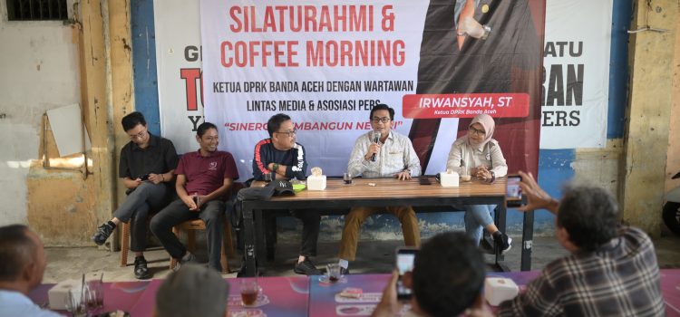Silaturrahmi dengan Awak Media, Ketua DPRK Banda Aceh Ajak Jurnalis Mengedukasi Masyarakat Silaturrahmi dengan Awak Media, Ketua DPRK Banda Aceh Ajak Jurnalis Mengedukasi Masyarakat
