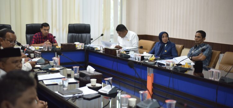 [FOTO] : Rapat Komisi IV DPRK Banda Aceh dengan Mitra Kerja Dinas Sosial dan Dinas Perpustakaan & Pengarsipan Kota Banda Aceh