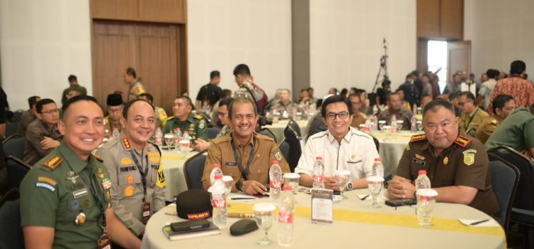 [FOTO] : Rapat Koordinasi Pimpinan Daerah (RAKORPIMDA) Aceh
