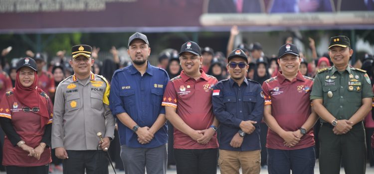 Wakil Ketua I DPRK Banda Aceh, Daniel Abdul Wahab, menghadiri Apel Akbar bersama KIP Kota Banda Aceh di Lapangan Blang Padang (Sabtu, 09/09/2024). Apel ini merupakan bentuk kesiapan seluruh jajaran penyelenggara untuk menggelar Pilkada pada 27 November 2024.