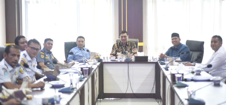 [FOTO] : Rapat Komisi III dengan mitra kerja Dinas Perhubungan Kota Banda Aceh