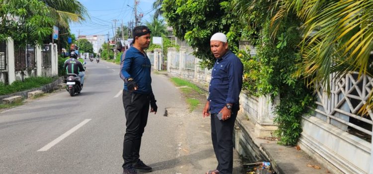 Abdul Rafur Desak PJ Wali Kota Perbaiki Jalan Berlubang di Jalan Peurada Lamnyong