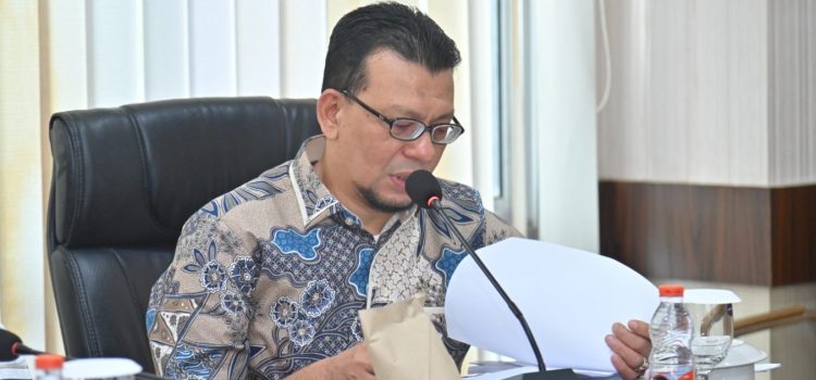 Pimpinan DPRK Desak Dinas PUPR Segera Perbaiki Jalan T. Iskandar Ulee Kareng