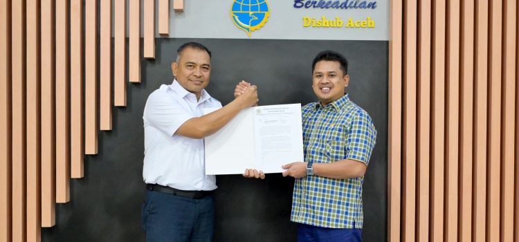 Wakil Ketua DPRK Daniel Abdul Wahab Minta Dishub Operasional Kembali Transkutaraja dan Tambah Rute Baru Wakil Ketua DPRK Daniel Abdul Wahab Minta Dishub Operasional Kembali Transkutaraja dan Tambah Rute Baru