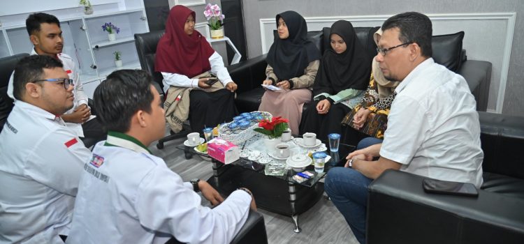 [FOTO] : Silaturahim dengan Ketua KAMMI