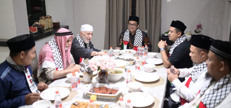 Ketua DPRK Jamu Syech dari Palestina dengan Daging Meugang