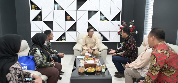 Galeri : Silaturahmi PT. Permodalan Nasional Madani Kantor Cabang Aceh dengan Ketua DPRK Banda Aceh