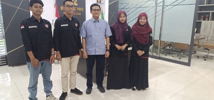 Mahasiswa Sumatera Utara Silaturahmi Dengan Ketua DPRK Banda Aceh Mahasiswa Sumatera Utara Silaturahmi Dengan Ketua DPRK Banda Aceh