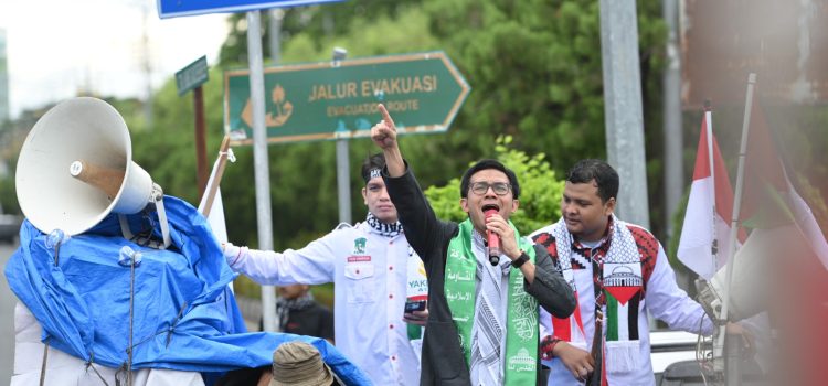 Ketua DPRK Banda Aceh Ikut Sampaikan Orasi Ditengah Ribuan Massa Aksi Bela Palestina