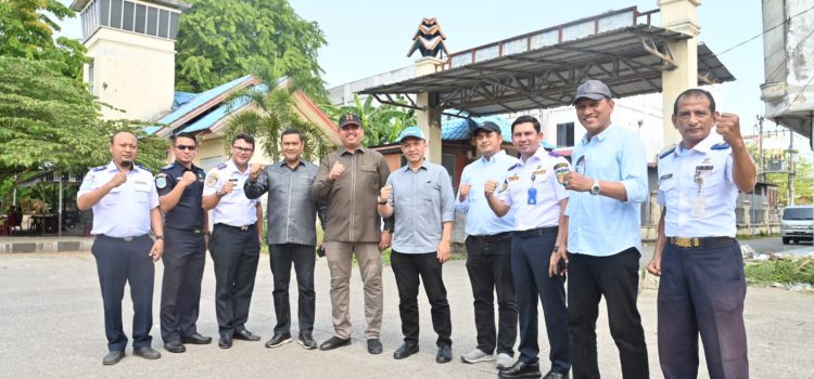 Komisi III DPRK Banda Aceh Tinjau Lokasi Terminal Keudah Komisi III DPRK Banda Aceh Tinjau Lokasi Terminal Keudah