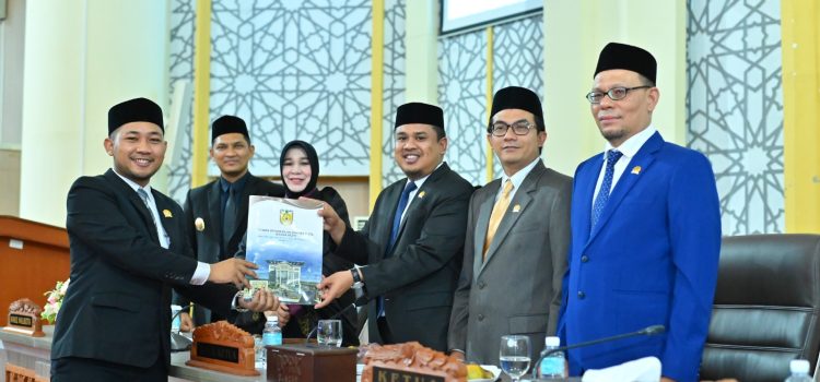 Sampaikan Pandangan Dalam Sidang Paripurna Pertanggungjawaban APBK, Banggar Soroti Sejumlah Persoalan Kota