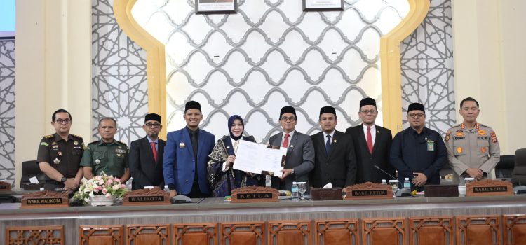 DPRK Banda Aceh Terima Pertanggungjawaban APBK 2024 DPRK Banda Aceh Terima Pertanggungjawaban APBK 2024