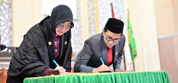 DPRK dan Pemerintah Tandantangani MoU Nota Kesepatan KUA-PPAS Perubahan APBK Banda Aceh