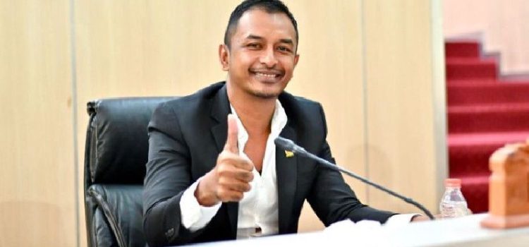 Arief Khalifah : Dua jempol untuk Wali Kota Illiza Usulkan 478 Non ASN menjadi PPPK Paruh Waktu Arief Khalifah : Dua jempol untuk Wali Kota Illiza Usulkan 478 Non ASN menjadi PPPK Paruh Waktu