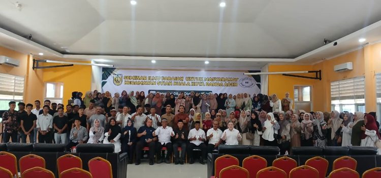 Hj. Efiaty Z, A.Md Membuka Seminar ilmu Faraidh untuk Masyarakat Kecamatan Syiah Kuala