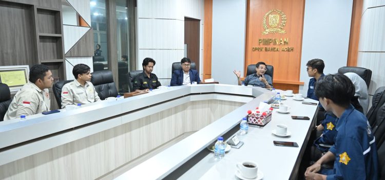 Ketua DPRK Terima Audiensi Sejumlah Lembaga Mahasiswa Ketua DPRK Terima Audiensi Sejumlah Lembaga Mahasiswa