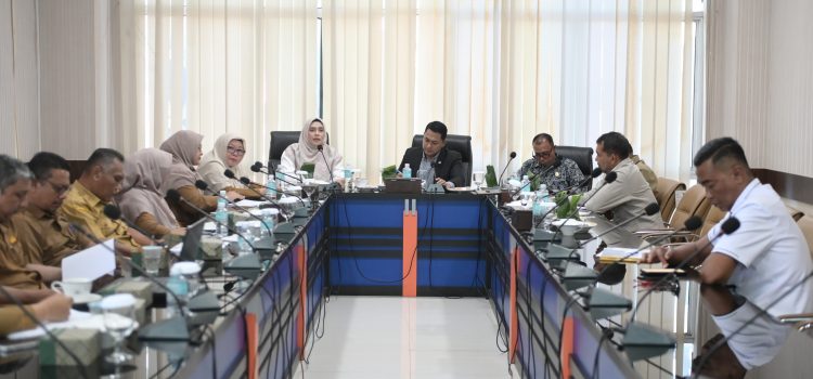 Galeri : Rapat Komisi I DPRK Banda Aceh dengan Mitra Kerja Inspektorat Kota Banda Aceh