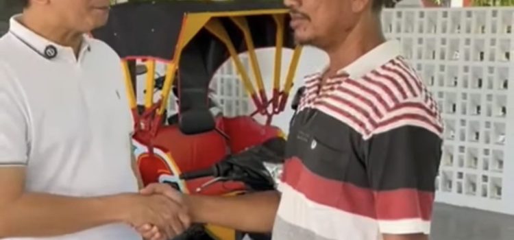 Kisah Haru Adi, di Tengah Perjuangan Sembuh Dari Stroke, Menerima Bantuan Becak Motor Dari Ketua DPRK Banda Aceh