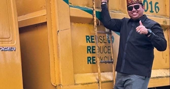 Tuanku Muhammad Minta DLHK3 Lebih Disiplin Dalam Menjaga Jadwal Pengangkutan Sampah Tuanku Muhammad Minta DLHK3 Lebih Disiplin Dalam Menjaga Jadwal Pengangkutan Sampah