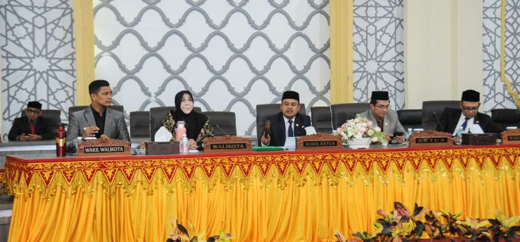 DPRK Gelar Rapat Paripurna Penyampaian Rekomendasi Dewan Terhadap LKPJ Walikota