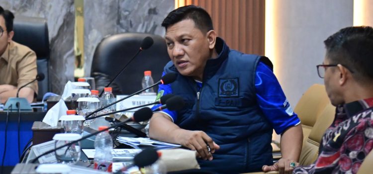 Sofyan Helmi Minta SD-SMP Dilengkapi Internet dan CCTV Sofyan Helmi Minta SD-SMP Dilengkapi Internet dan CCTV